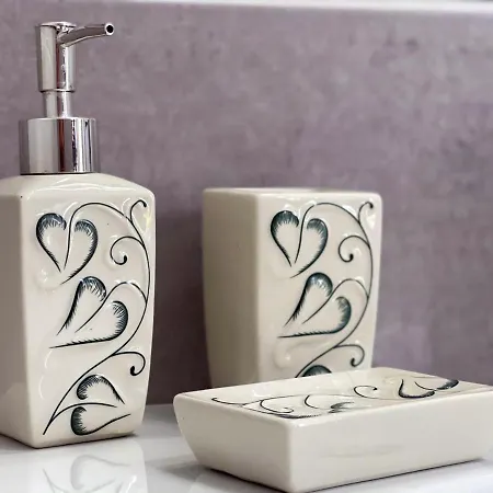 Vilenia Oda ve Kahvaltı 3*