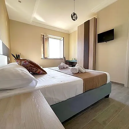 Vilenia Couette-café 3*