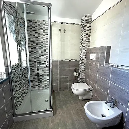 Vilenia Nocleg ze śniadaniem 3*