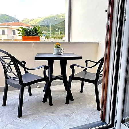 Vilenia Couette-café 3*