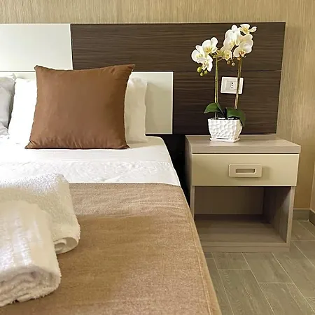 Couette-café Vilenia 3*